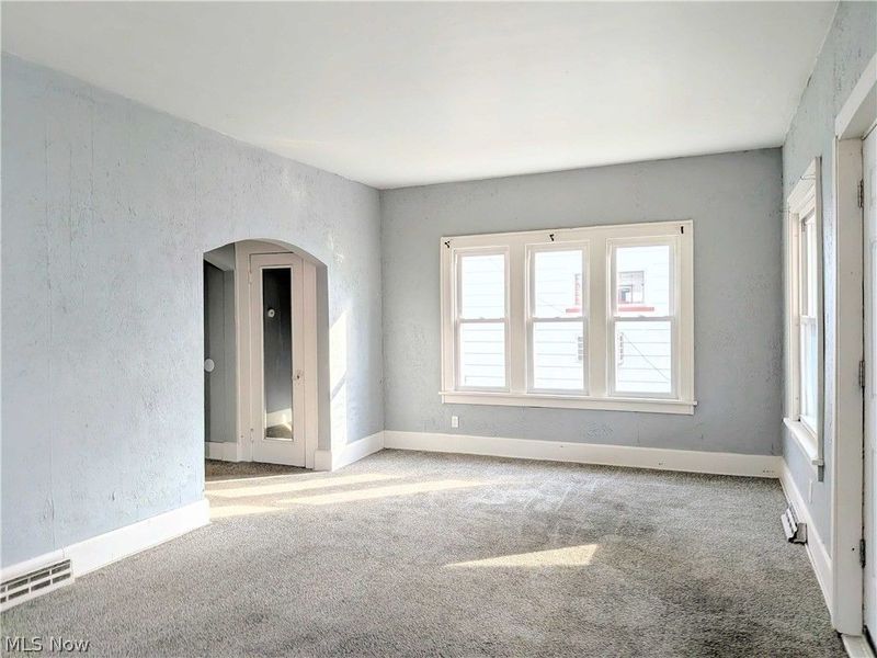 864 10th Street NE, Massillon, OH 44646 Photo 7