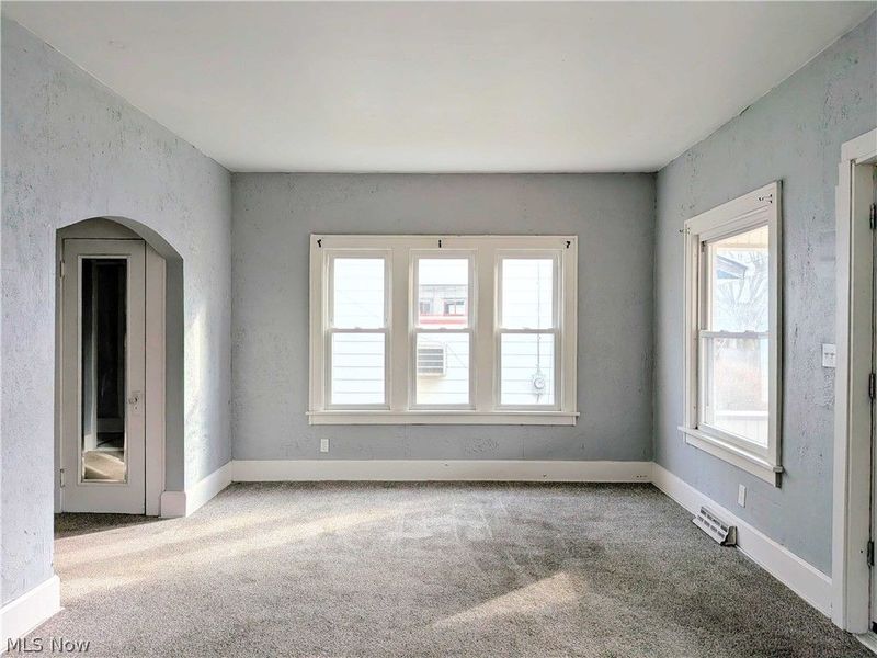 864 10th Street NE, Massillon, OH 44646 Photo 9