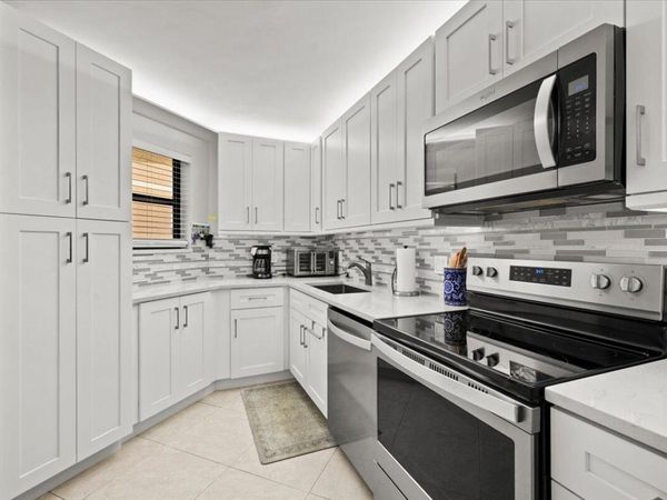 5851 Camino Del Sol, Unit 203, Boca Raton, FL 33433