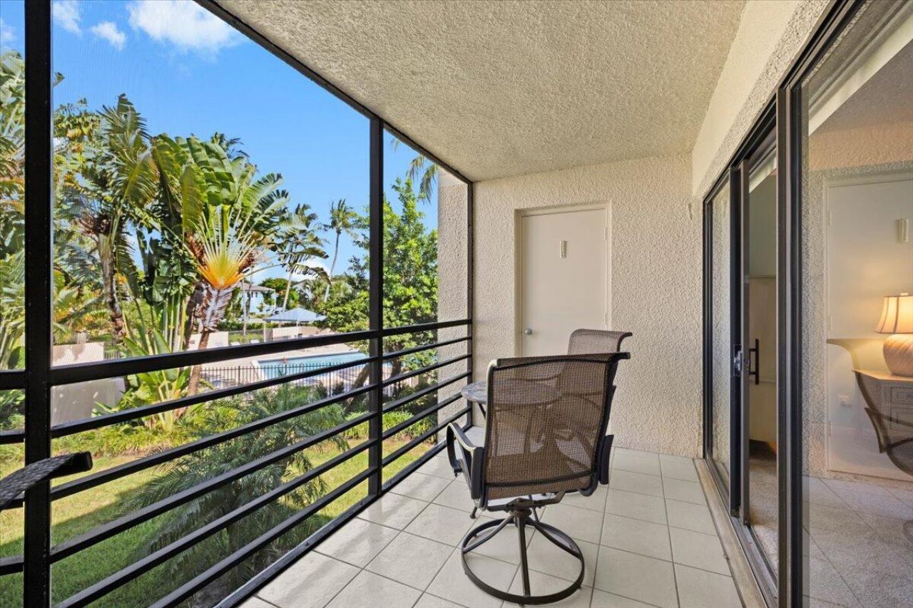 5851 Camino Del Sol, Unit 203, Boca Raton, FL 33433 Photo