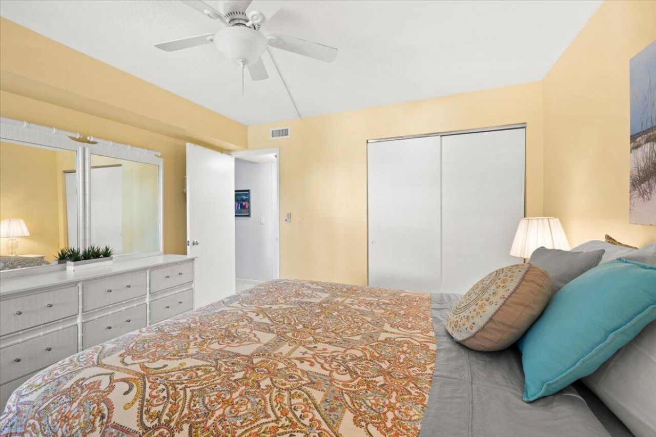 5851 Camino Del Sol, Unit 203, Boca Raton, FL 33433 Photo