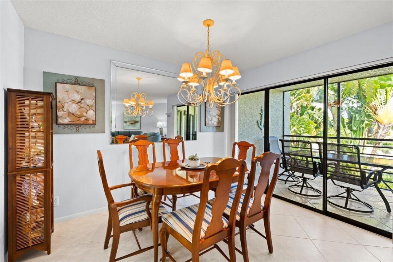 5851 Camino Del Sol, Unit 203, Boca Raton, FL 33433 Photo