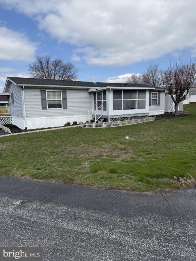 82 TAYLOR DRIVE, RONKS, PA 17572