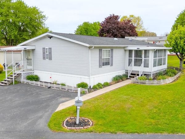 82 TAYLOR DRIVE, RONKS, PA 17572