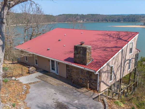 9826 Old Campbell Road , Rogers, AR 72758