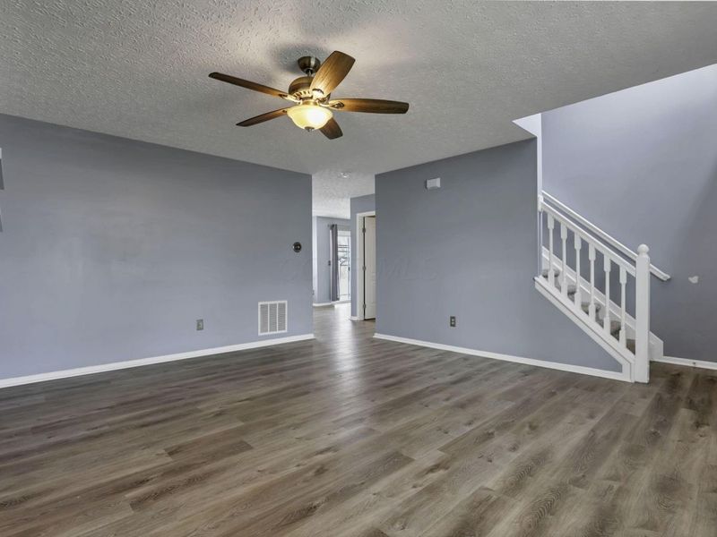 112 Harvard Loop, Delaware, OH 43015 Photo 7