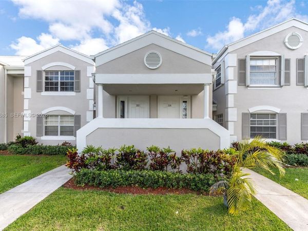 2274 SE 27th Dr, Unit 205-F, Homestead, FL 33035