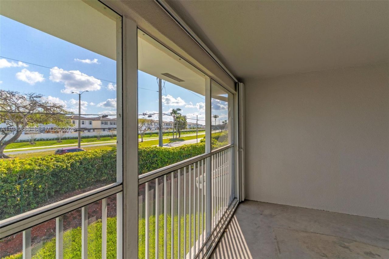 2274 SE 27th Dr, Unit 205-F, Homestead, FL 33035 Photo