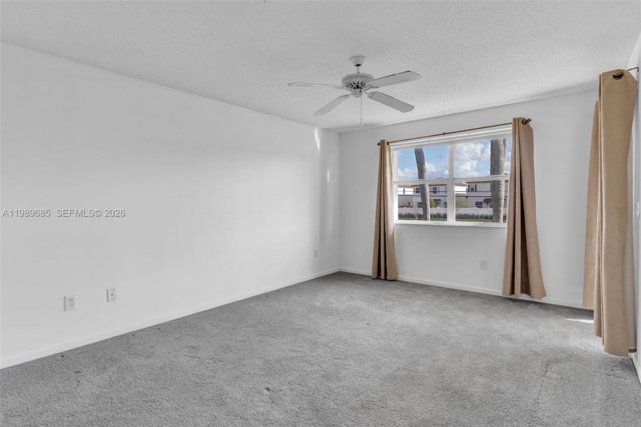 2274 SE 27th Dr, Unit 205-F, Homestead, FL 33035 Photo