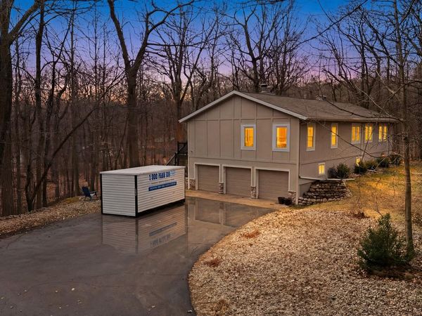 4252 Ridge Rd, Richfield, WI 53017