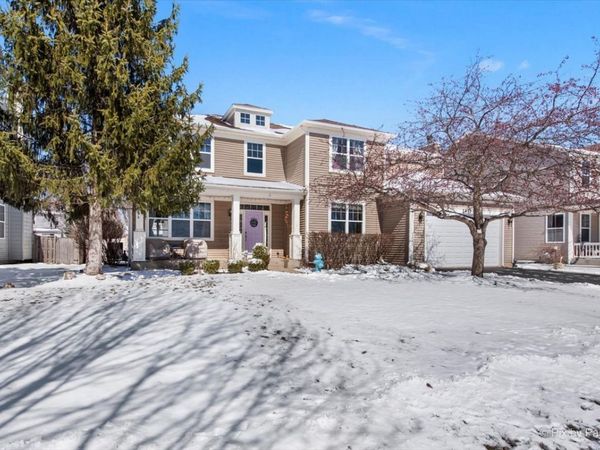 2431 Trailside Lane , Wauconda, IL 60084