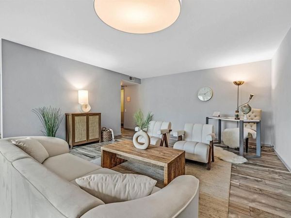 3945 Harrison St, Unit 23, Oakland, CA 94611