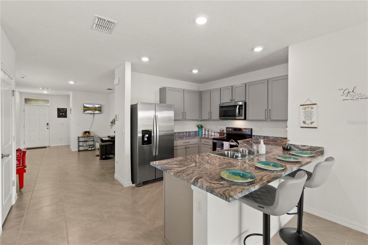 6250 Wandering Willow Drive, Wesley Chapel, FL 33545 Photo