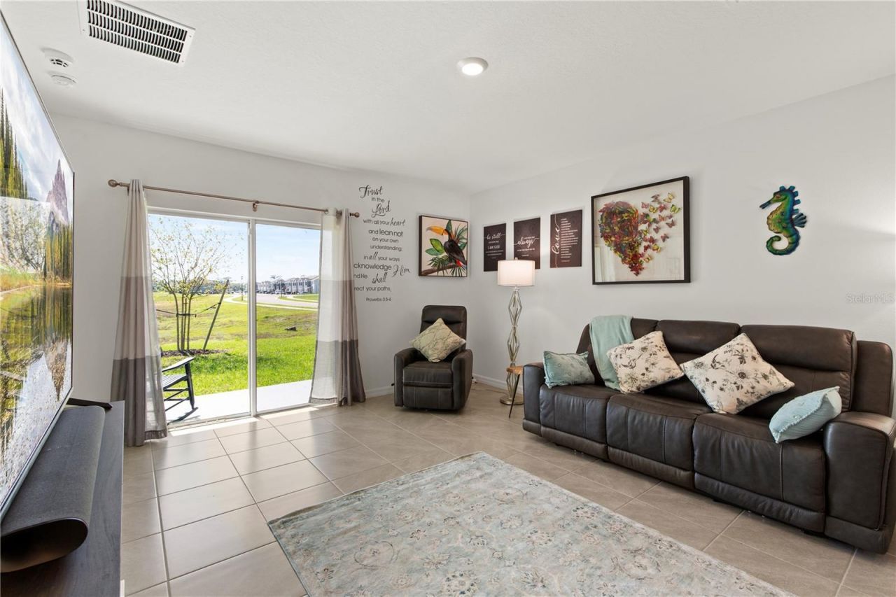 6250 Wandering Willow Drive, Wesley Chapel, FL 33545 Photo