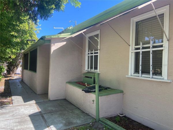 4 LYNWOOD COURT, DAYTONA BEACH, FL 32119