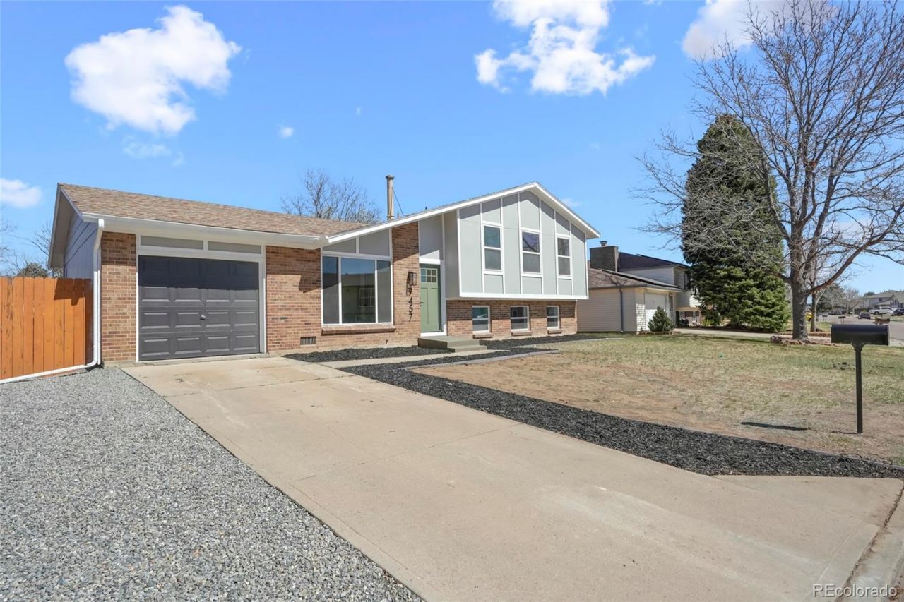 9457 W Hamilton Drive, Lakewood, CO 80227 Main Photo