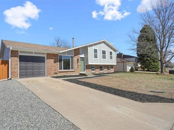 9457 W Hamilton Drive, Lakewood, CO 80227
