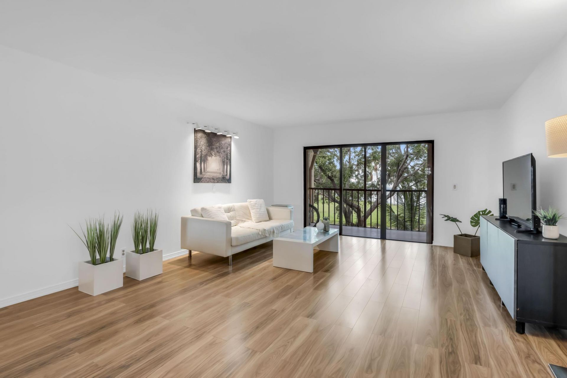 170 Lakeview Drive, Unit 203, Weston, FL 33326 Photo