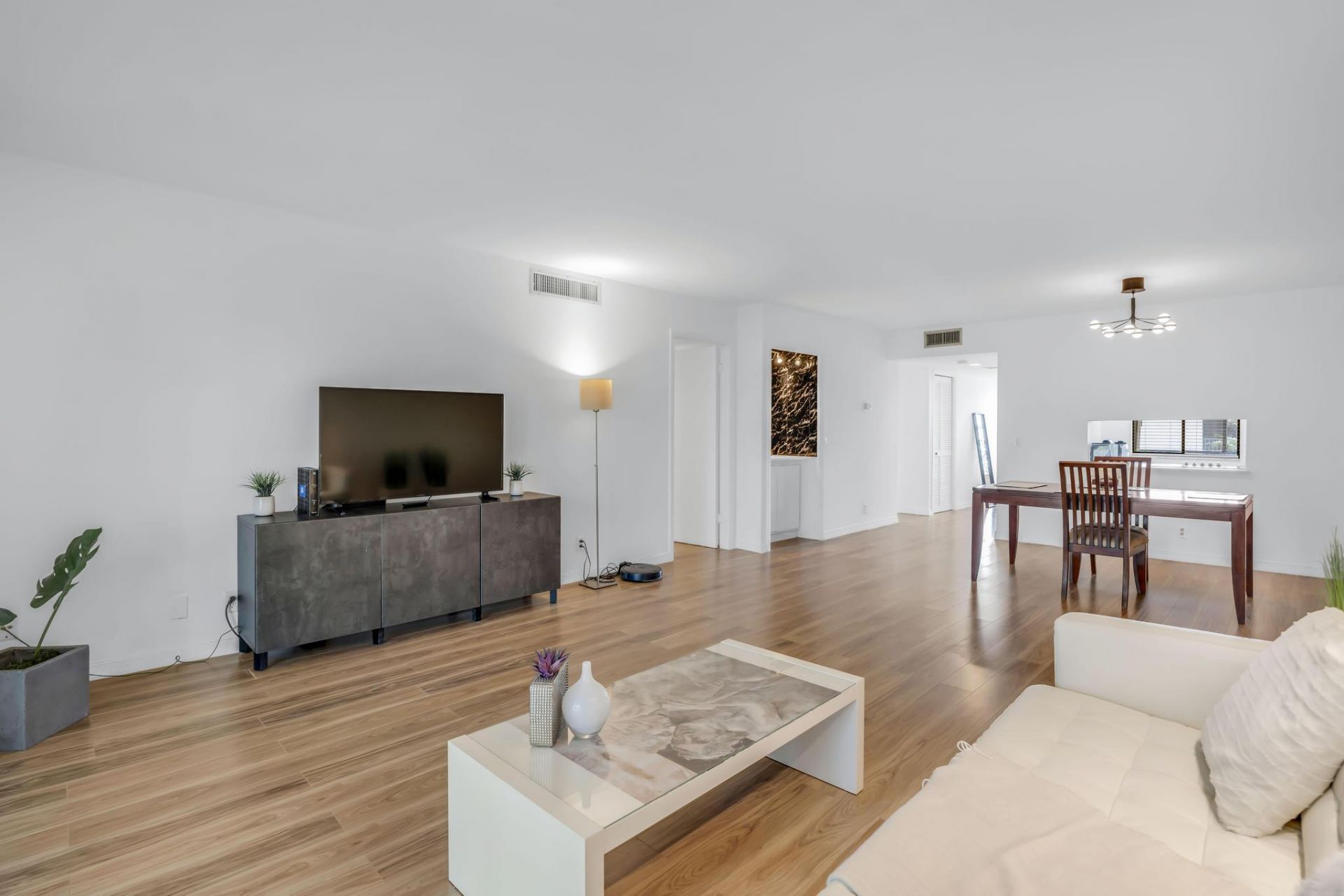 170 Lakeview Drive, Unit 203, Weston, FL 33326 Photo