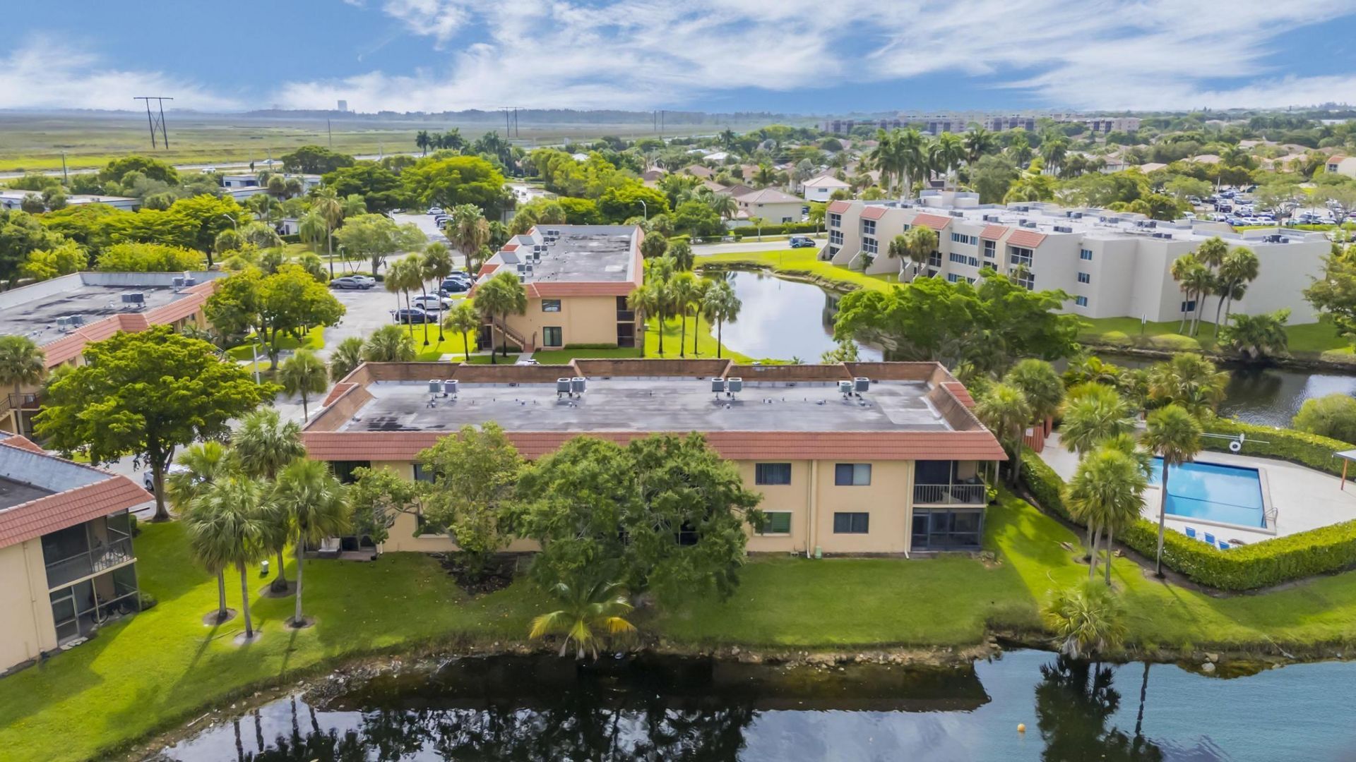 170 Lakeview Drive, Unit 203, Weston, FL 33326 Photo