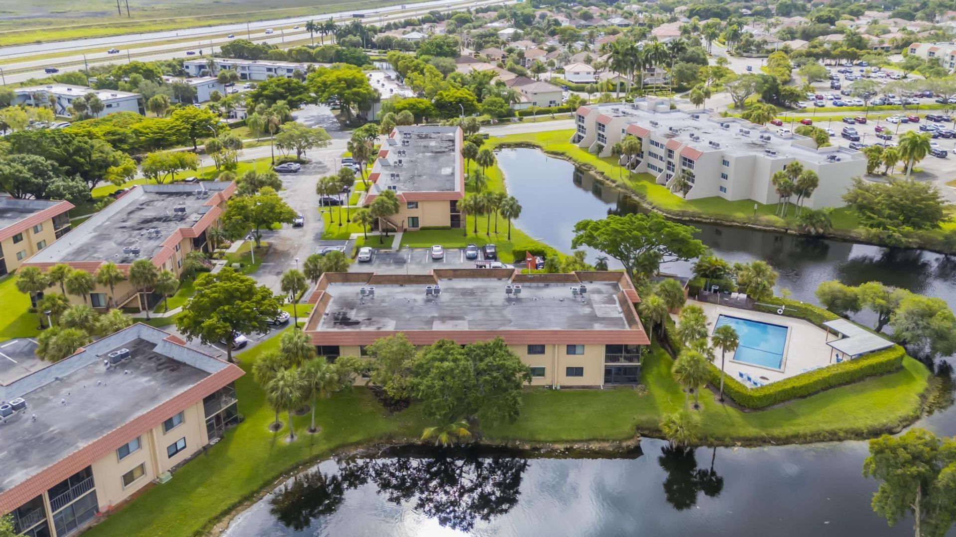 170 Lakeview Drive, Unit 203, Weston, FL 33326 Photo
