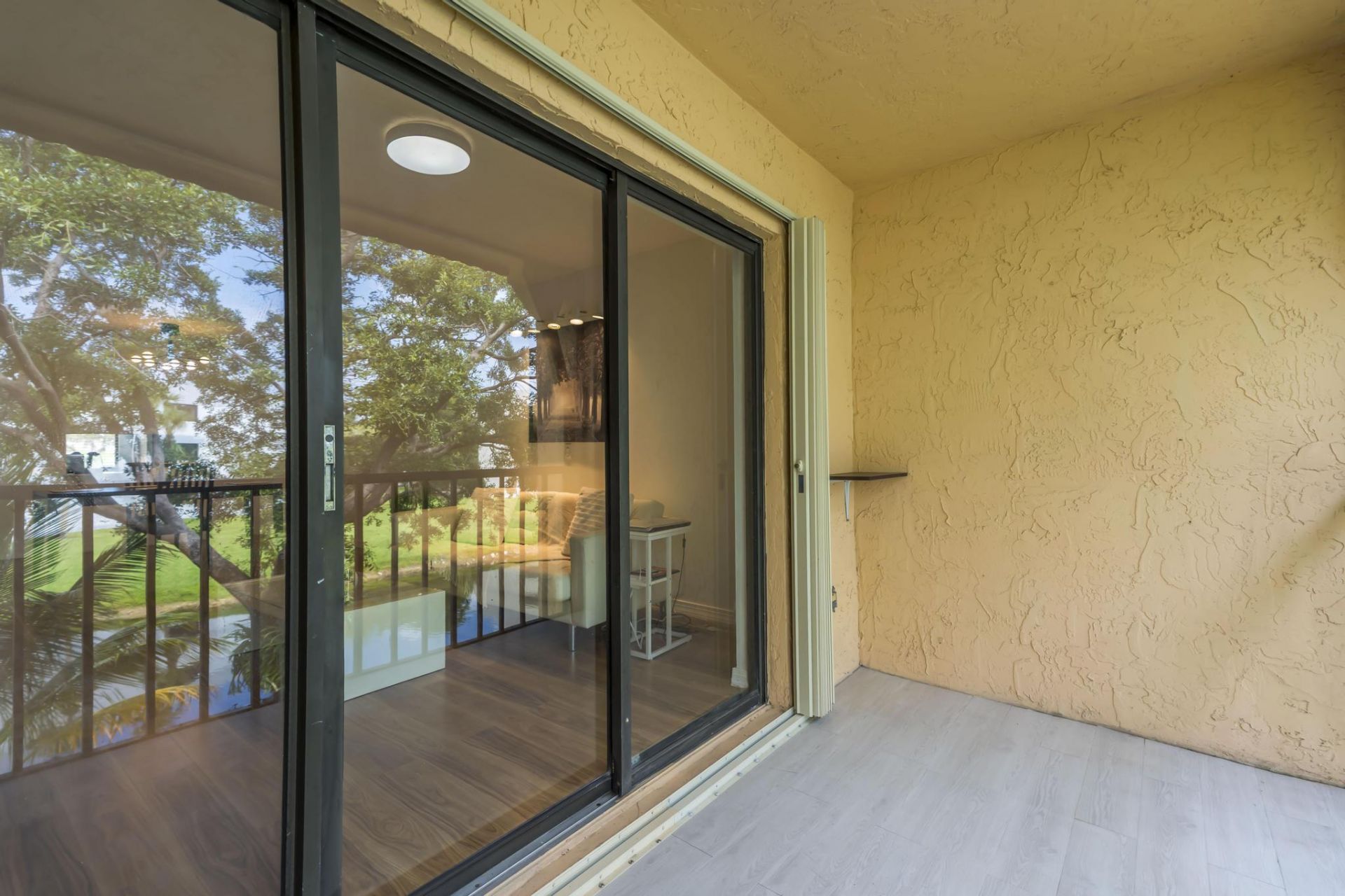 170 Lakeview Drive, Unit 203, Weston, FL 33326 Photo