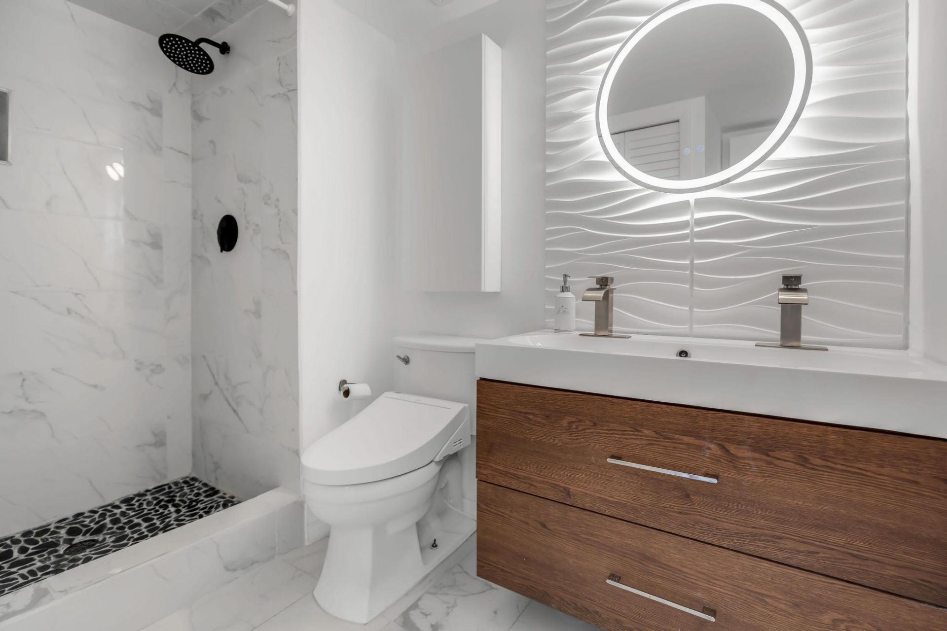 170 Lakeview Drive, Unit 203, Weston, FL 33326 Photo