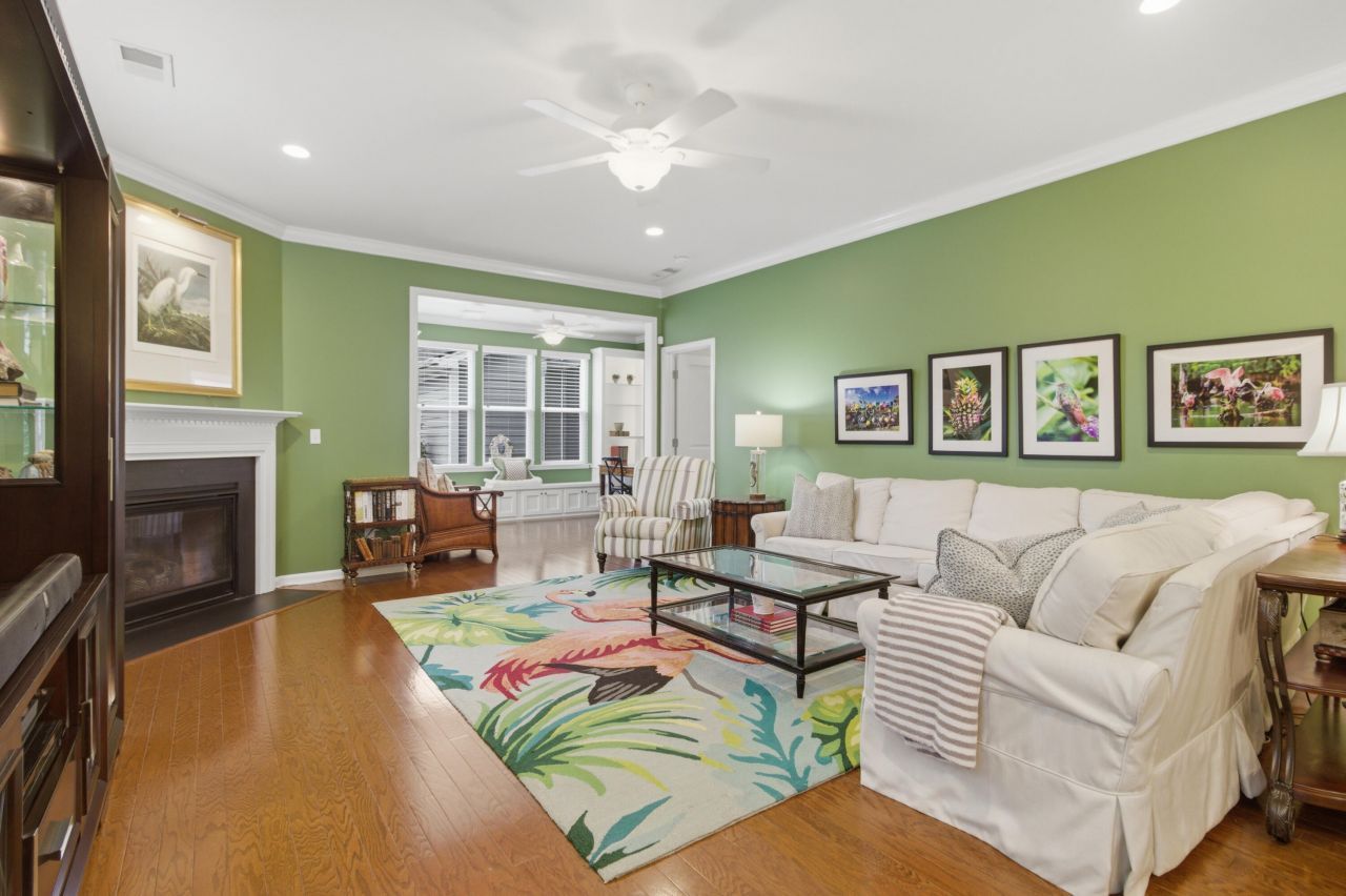 1957 Gammon Street Photo 11