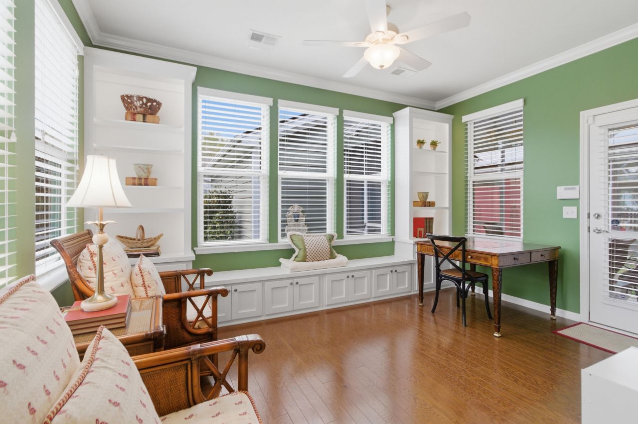 1957 Gammon Street Photo 15