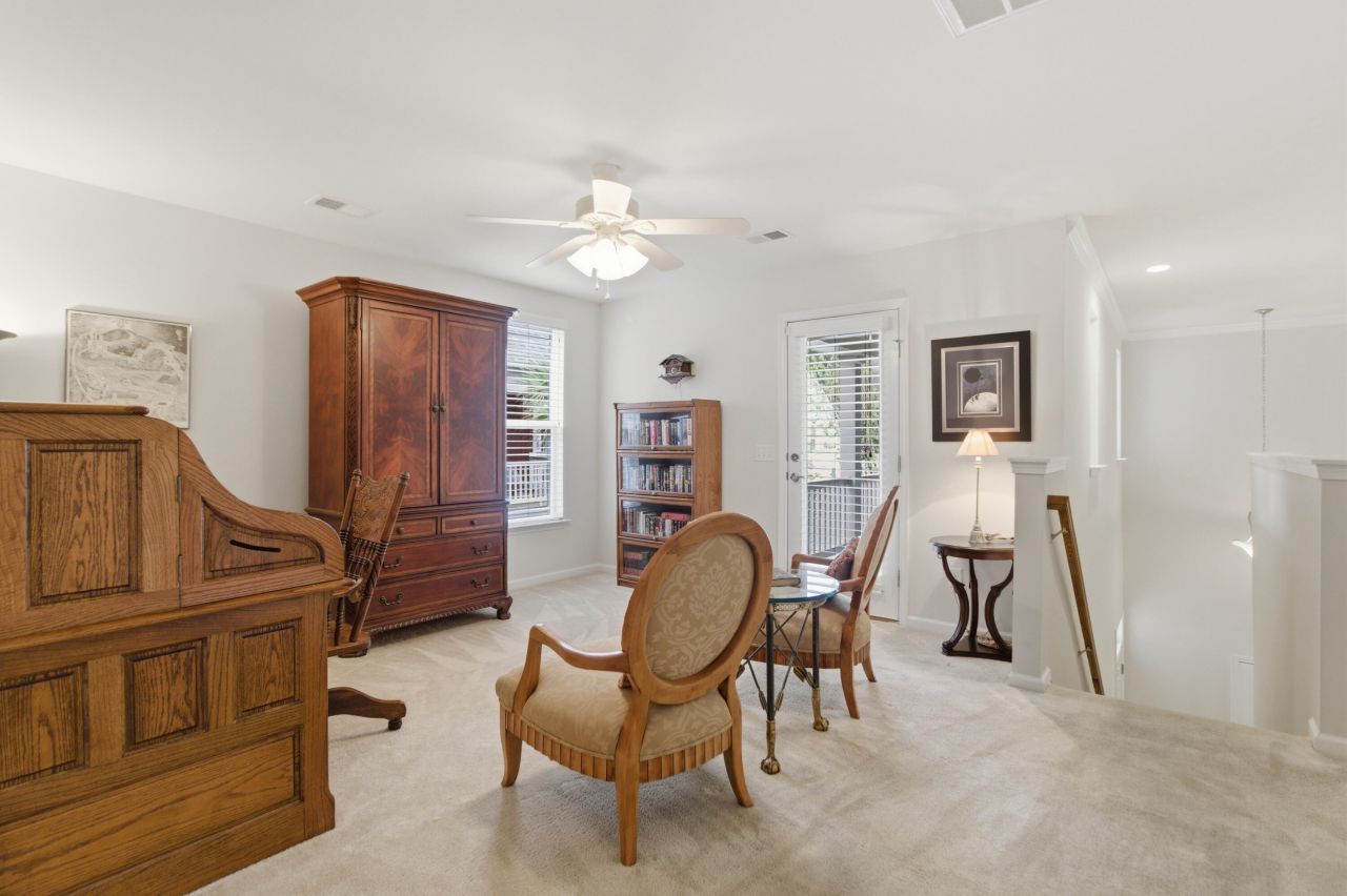 1957 Gammon Street Photo 23