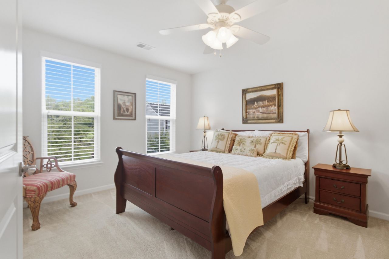 1957 Gammon Street Photo 24