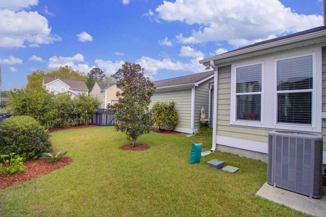 1957 Gammon Street Photo 39