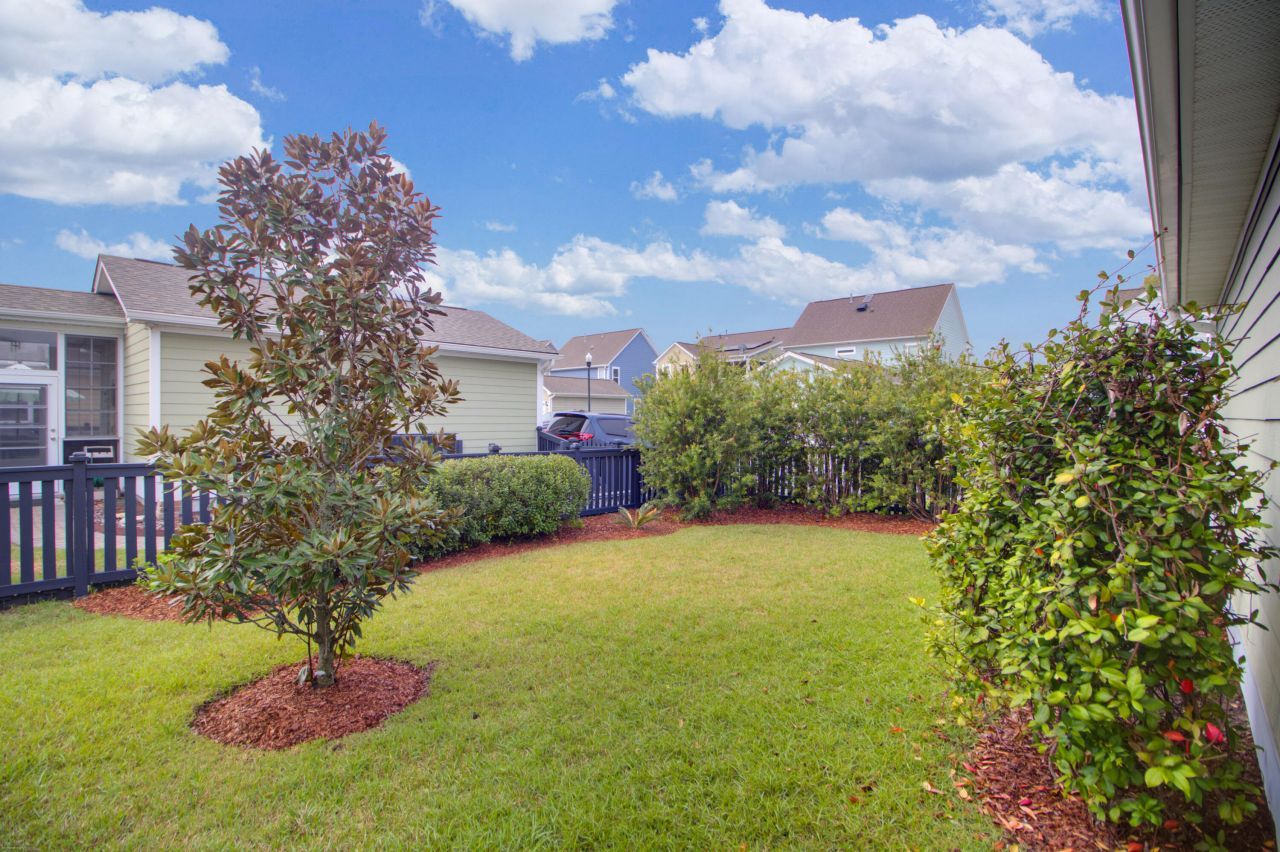 1957 Gammon Street Photo 40