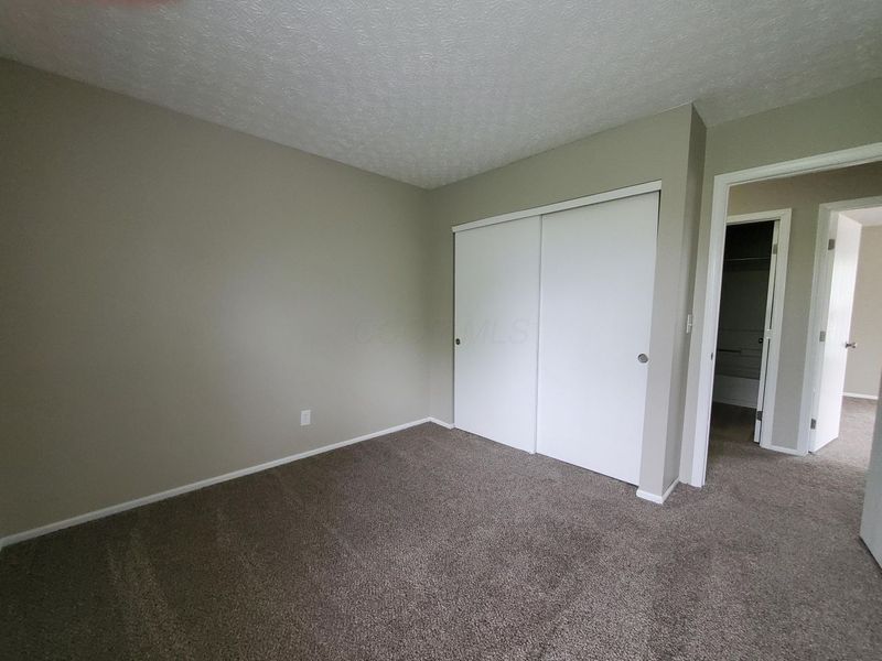 2637 Four Seasons Drive, Columbus, OH 43207 Photo 18