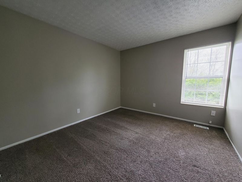 2637 Four Seasons Drive, Columbus, OH 43207 Photo 20