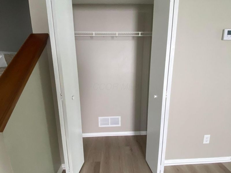 2647 Four Seasons Drive, Columbus, OH 43207 Photo 13