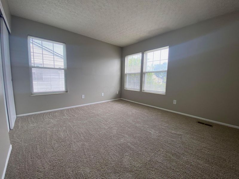 2647 Four Seasons Drive, Columbus, OH 43207 Photo 14