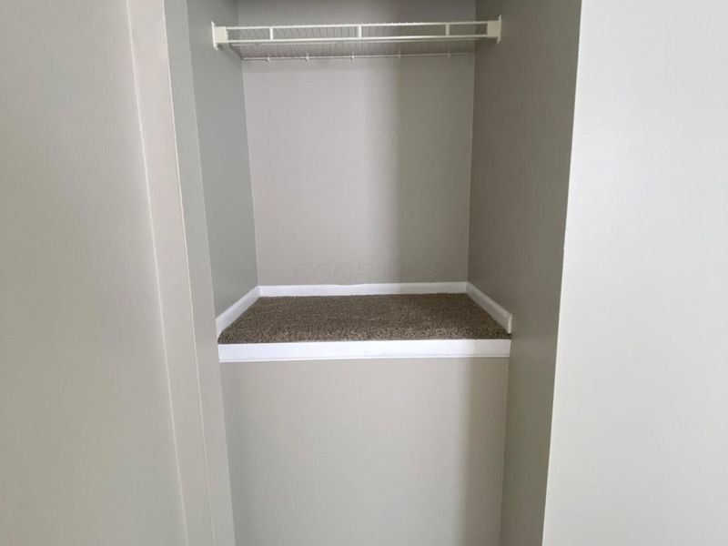 2647 Four Seasons Drive, Columbus, OH 43207 Photo 16