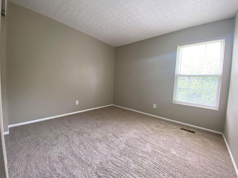 2647 Four Seasons Drive, Columbus, OH 43207 Photo 19