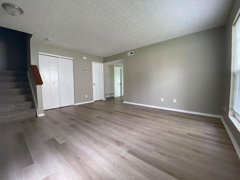 2647 Four Seasons Drive, Columbus, OH 43207 Photo 23