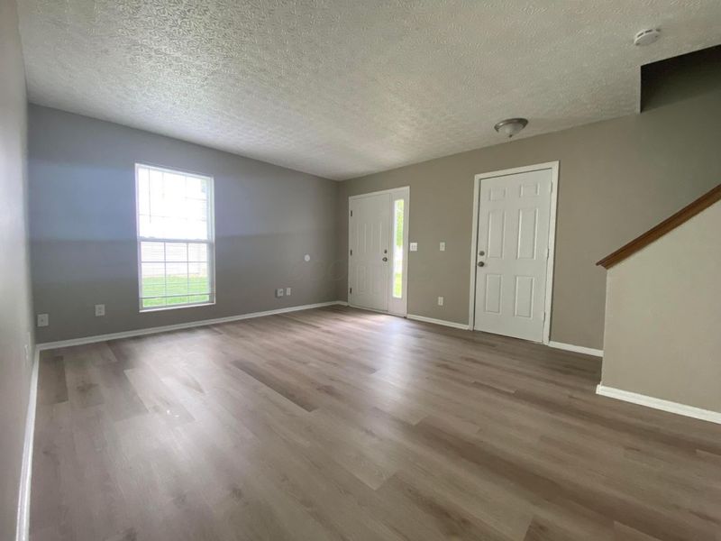 2647 Four Seasons Drive, Columbus, OH 43207 Photo 24