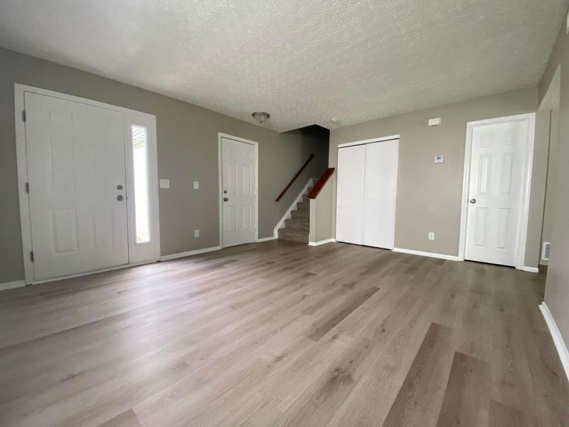 2647 Four Seasons Drive, Columbus, OH 43207 Photo 25