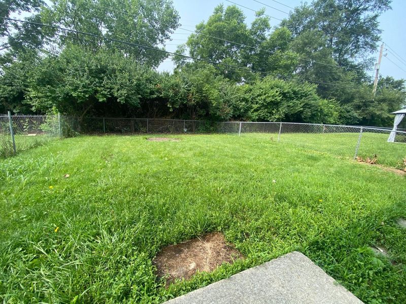 2647 Four Seasons Drive, Columbus, OH 43207 Photo 31