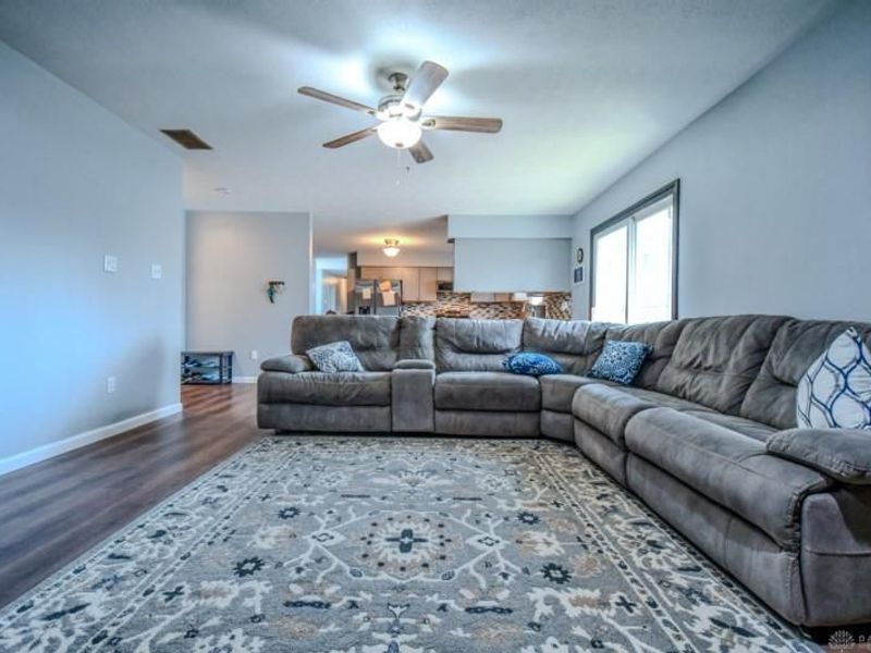 1276 Meadow Bridge Drive, Beavercreek, OH 45432 Photo 22