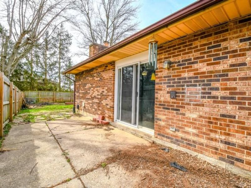 1276 Meadow Bridge Drive, Beavercreek, OH 45432 Photo 34