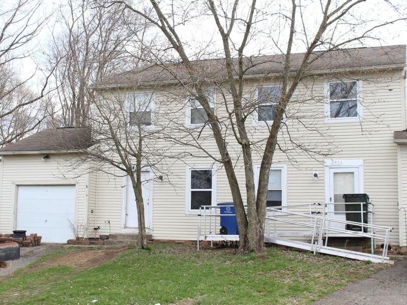 2714 Four Seasons Drive, Columbus, OH 43207 Photo 8