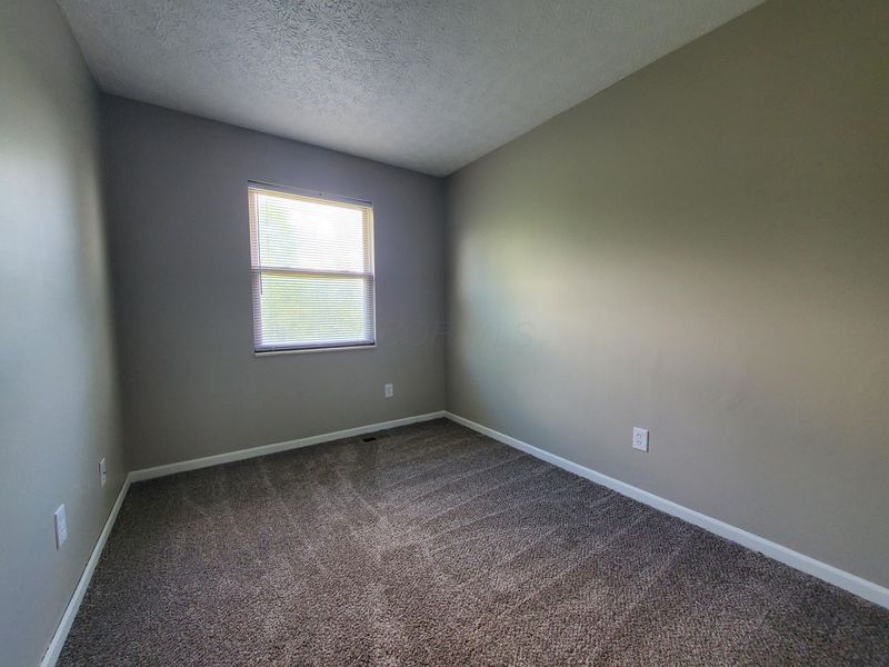 2719 Four Seasons Drive, Columbus, OH 43207 Photo 19