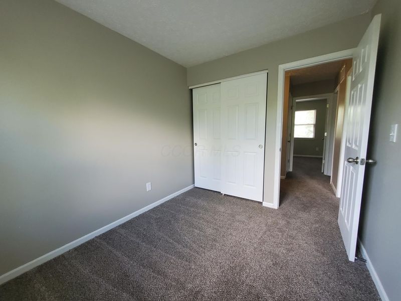 2719 Four Seasons Drive, Columbus, OH 43207 Photo 20