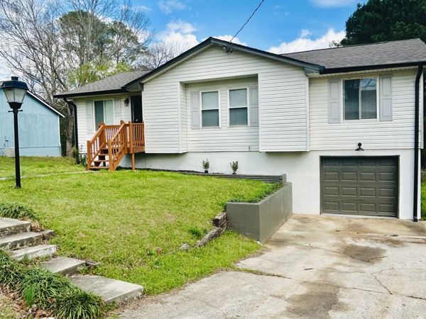 8908 Thomas Road, Jonesboro, GA 30238