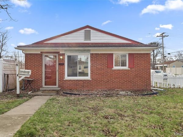 4902 FLEMING Street, Dearborn Heights, MI 48125